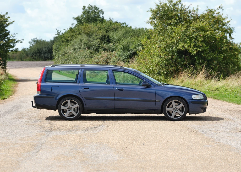 2003 Volvo V70 R 2nd Gen - Image 11 of 31