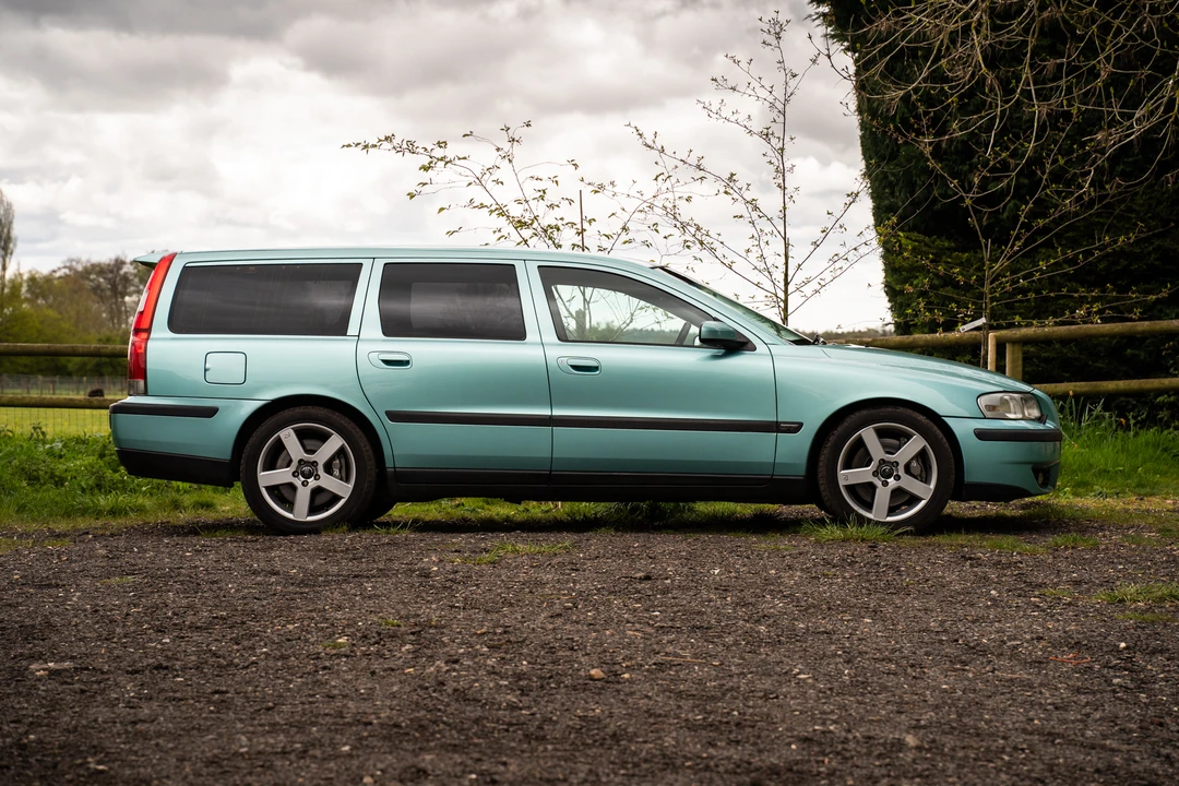 2003 Volvo V70 R 2nd Gen - Image 16 of 31