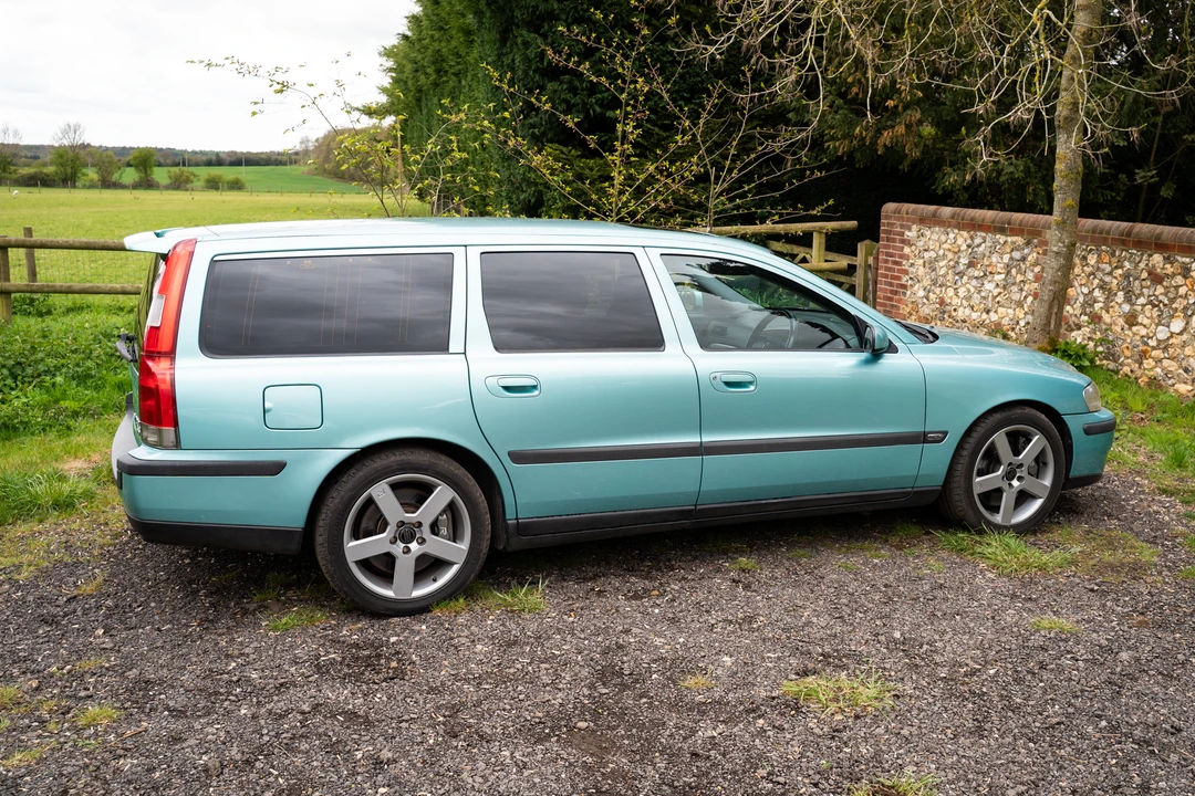 2003 Volvo V70 R 2nd Gen - Image 17 of 31
