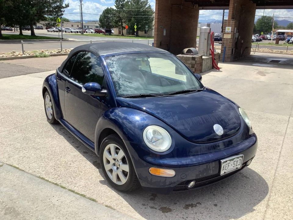 2003 Volkswagen New Beetle - Image 2 of 9