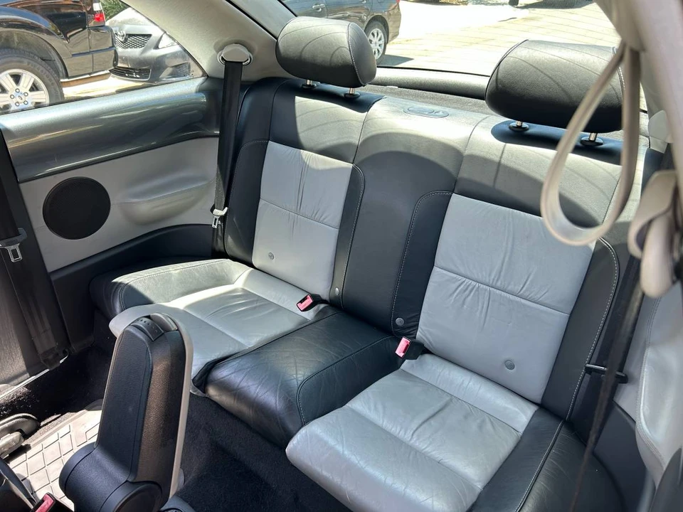 2003 Volkswagen New Beetle - Image 12 of 24