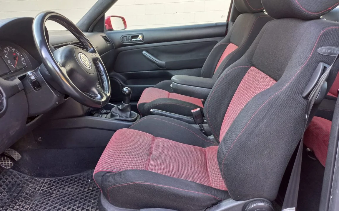 2003 Volkswagen GTI Mk4 - Image 11 of 24