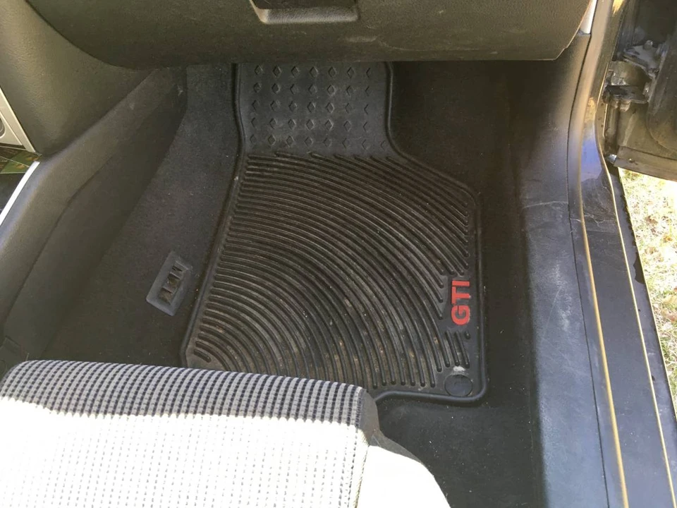 2003 Volkswagen GTI Mk4 - Image 14 of 18
