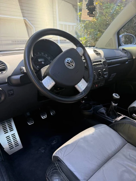 2003 Volkswagen New Beetle - Image 14 of 14