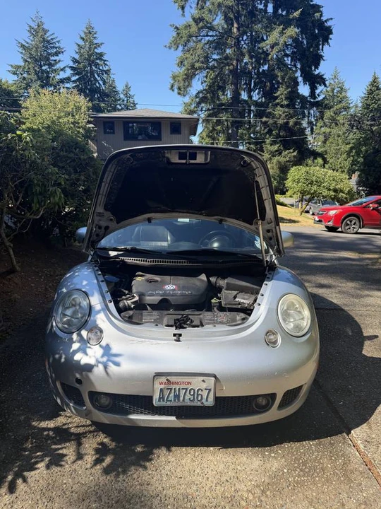 2003 Volkswagen New Beetle - Image 8 of 14