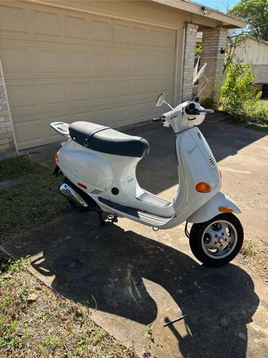 2003 Vespa Sei & PX & ET & LX & GT - Image 2 of 4