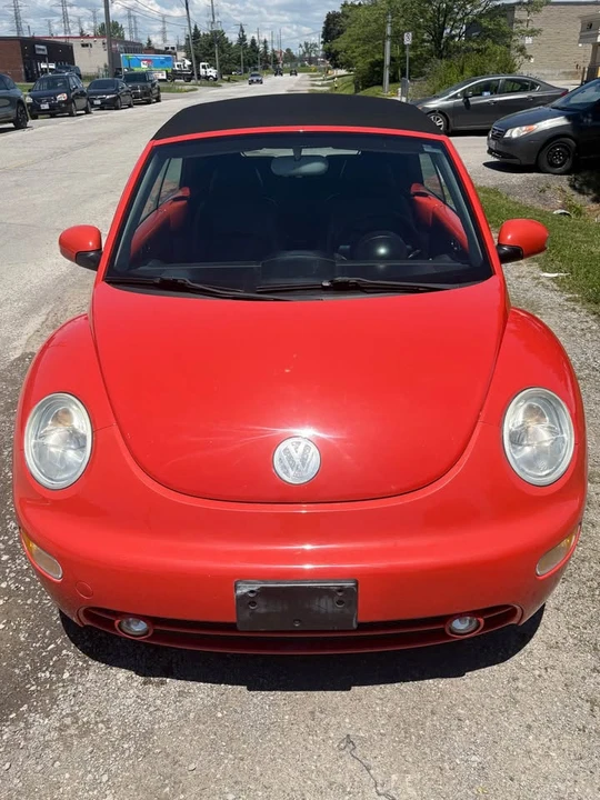2003 Volkswagen New Beetle - Image 6 of 12