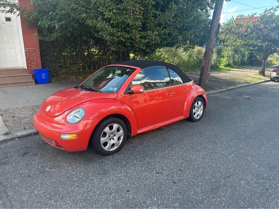 2003 Volkswagen New Beetle - Image 2 of 5