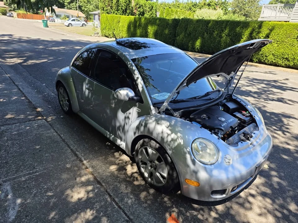 2003 Volkswagen New Beetle - Image 3 of 10