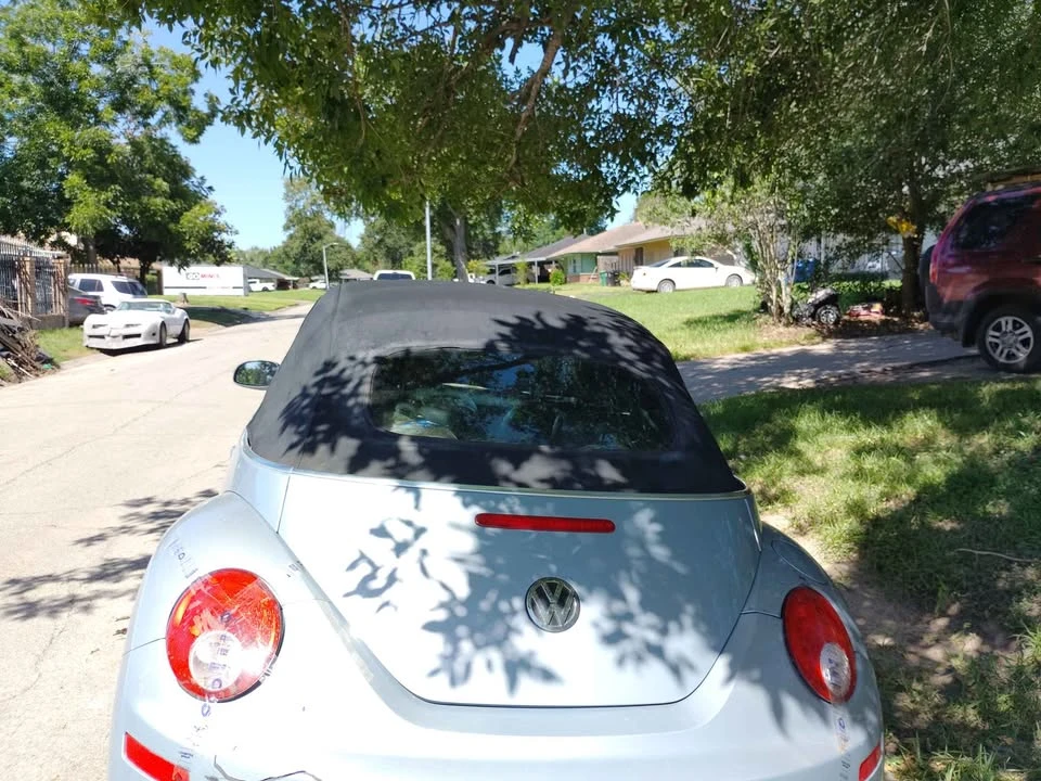 2003 Volkswagen New Beetle - Image 5 of 5