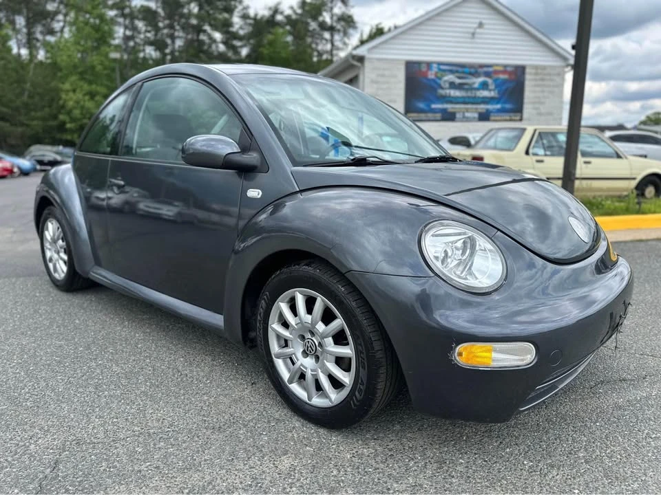 2003 Volkswagen New Beetle - Image 2 of 10