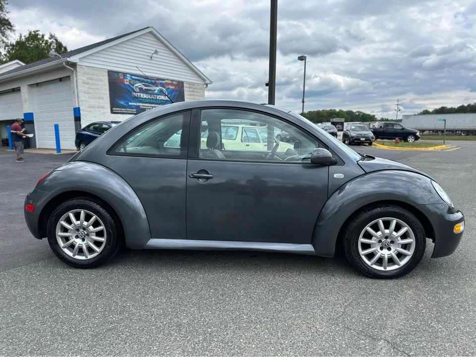 2003 Volkswagen New Beetle - Image 4 of 10