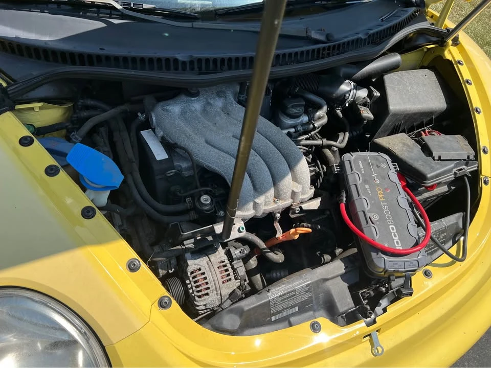 2003 Volkswagen New Beetle - Image 3 of 11