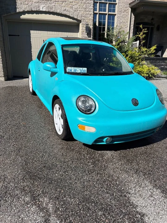 2003 Volkswagen New Beetle - Image 2 of 13