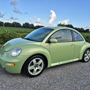 2003 Volkswagen Beetle 1.8T S Hatchback