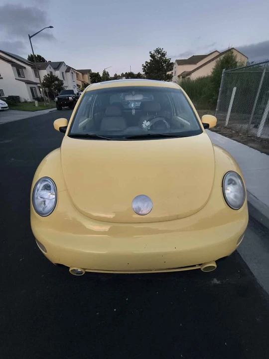 2003 Volkswagen New Beetle - Image 9 of 9