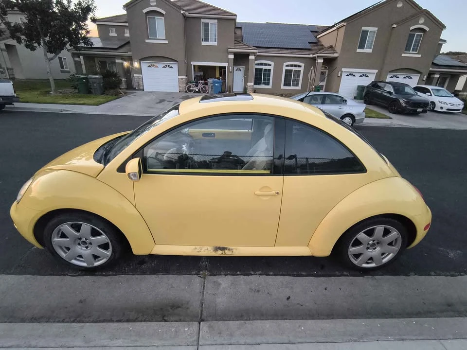 2003 Volkswagen New Beetle - Image 7 of 9