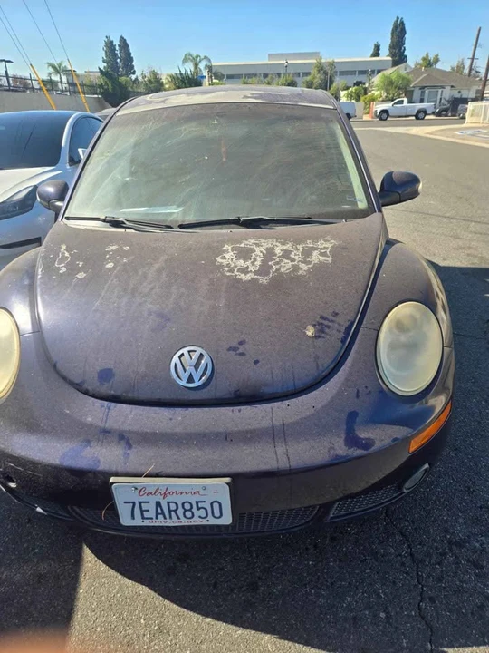 2003 Volkswagen New Beetle - Image 2 of 7