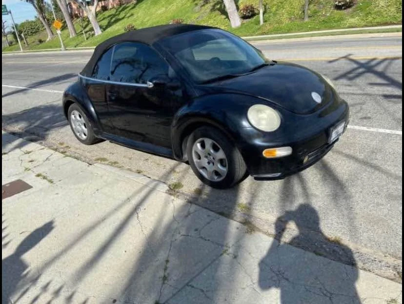 2003 Volkswagen New Beetle - Image 2 of 14