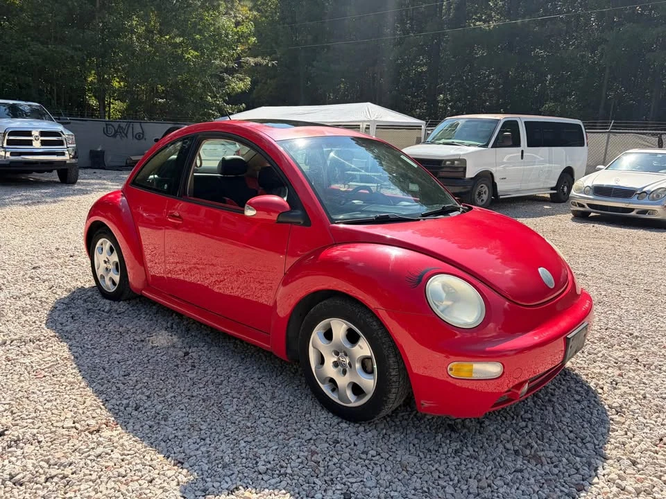2003 Volkswagen New Beetle - Image 2 of 7