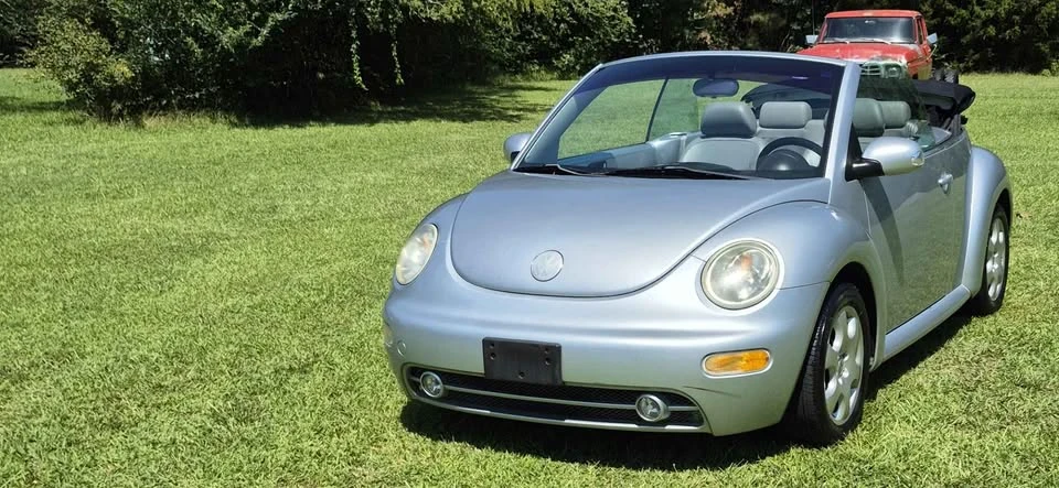 2003 Volkswagen New Beetle - Image 3 of 8