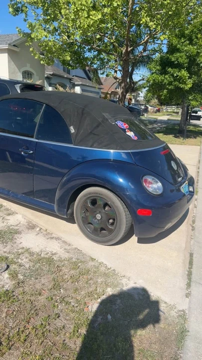 2003 Volkswagen New Beetle - Image 4 of 4