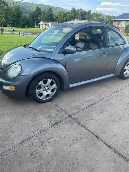 2003 Volkswagen New Beetle - Image 6 of 7