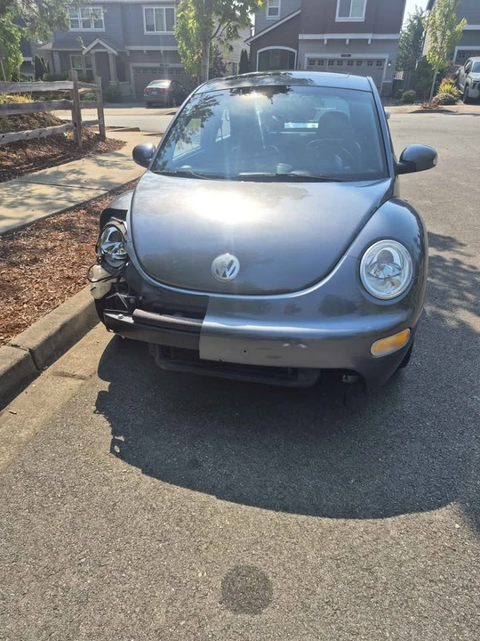 2003 Volkswagen New Beetle - Image 3 of 3