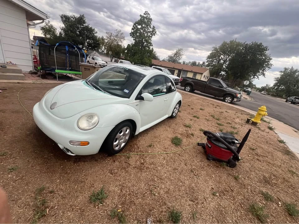 2003 Volkswagen New Beetle - Image 5 of 13