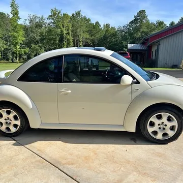 2003 Volkswagen Beetle 2.0T SE Hatchback 2D