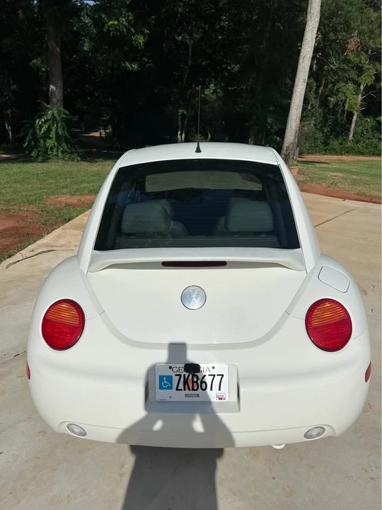 2003 Volkswagen New Beetle - Image 8 of 10