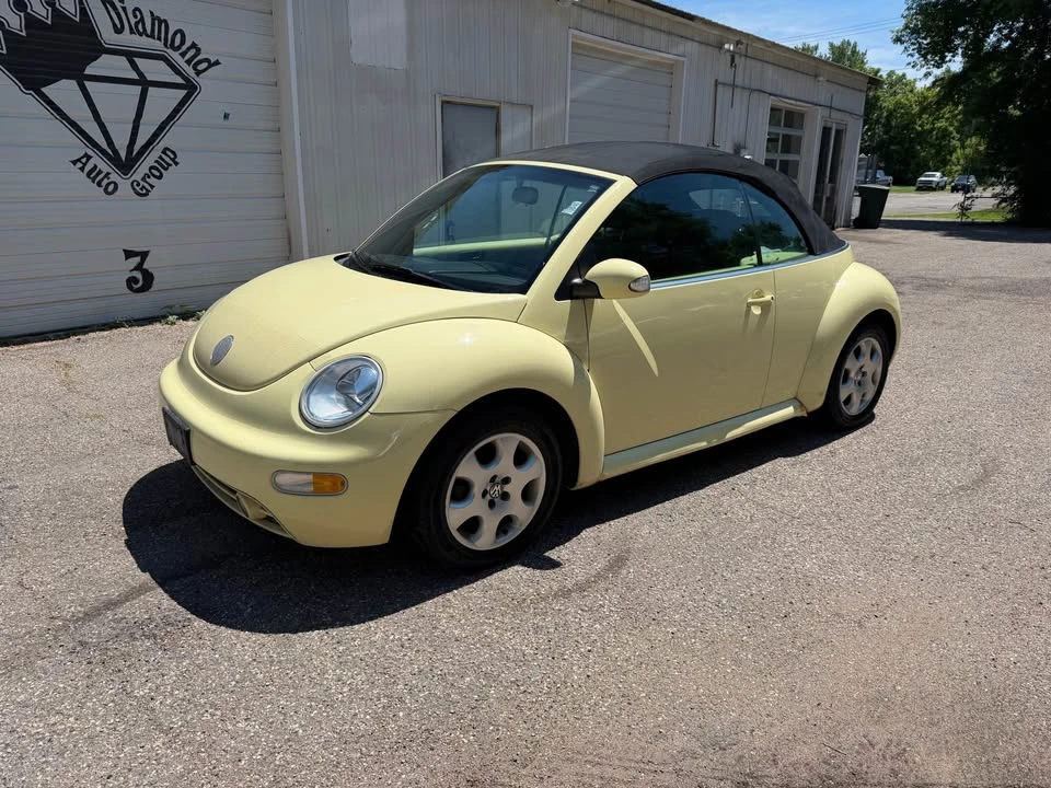 2003 Volkswagen New Beetle - Image 5 of 11