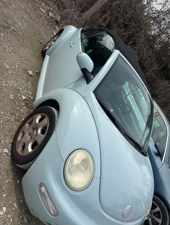 2003 Volkswagen New Beetle - Image 3 of 6