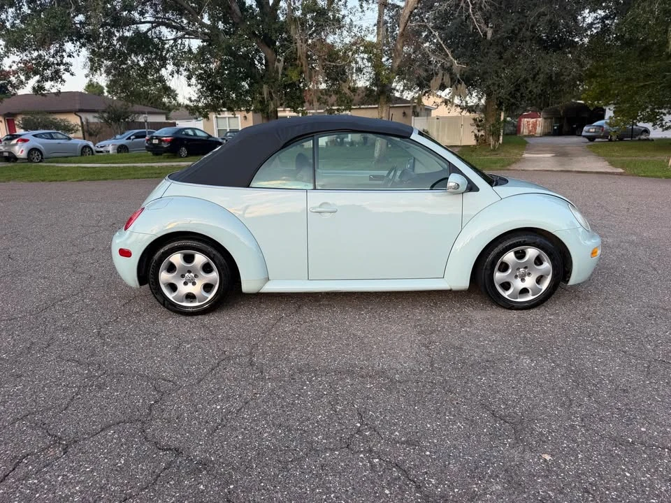 2003 Volkswagen New Beetle - Image 6 of 16