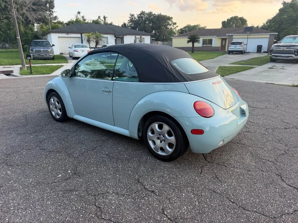 2003 Volkswagen New Beetle - Image 3 of 16