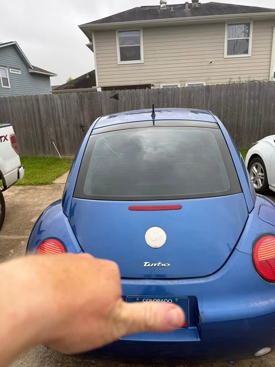2003 Volkswagen New Beetle - Image 3 of 9