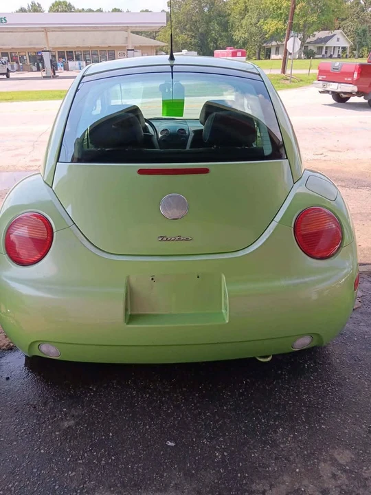 2003 Volkswagen New Beetle - Image 2 of 7