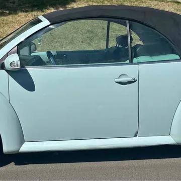 2003 Volkswagen Beetle 2.5L Convertible 2D