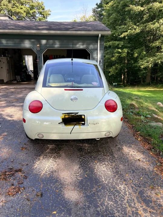 2003 Volkswagen New Beetle - Image 3 of 4