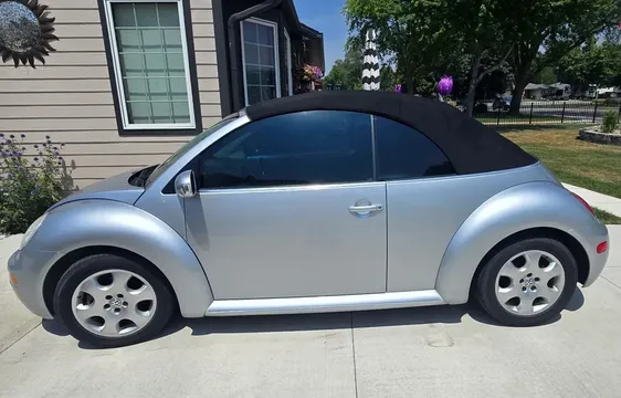2003 Volkswagen Beetle