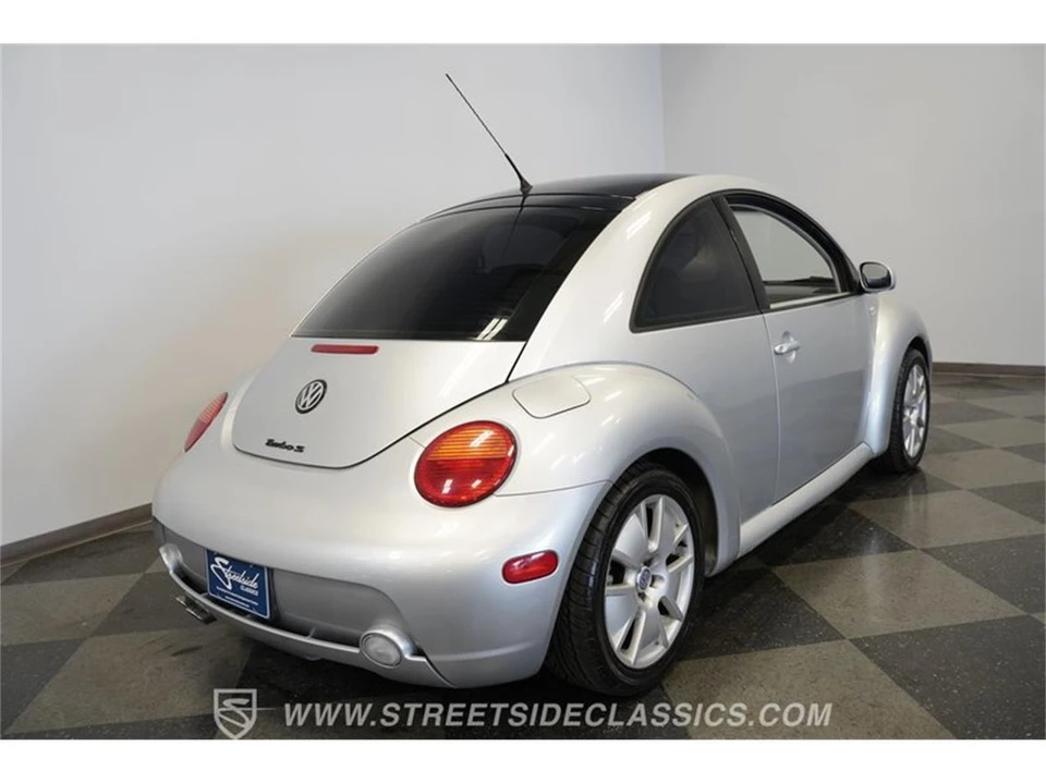 2003 Volkswagen New Beetle - Image 12 of 31