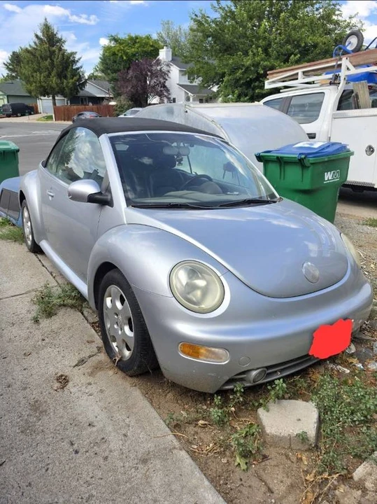 2003 Volkswagen New Beetle - Image 2 of 5