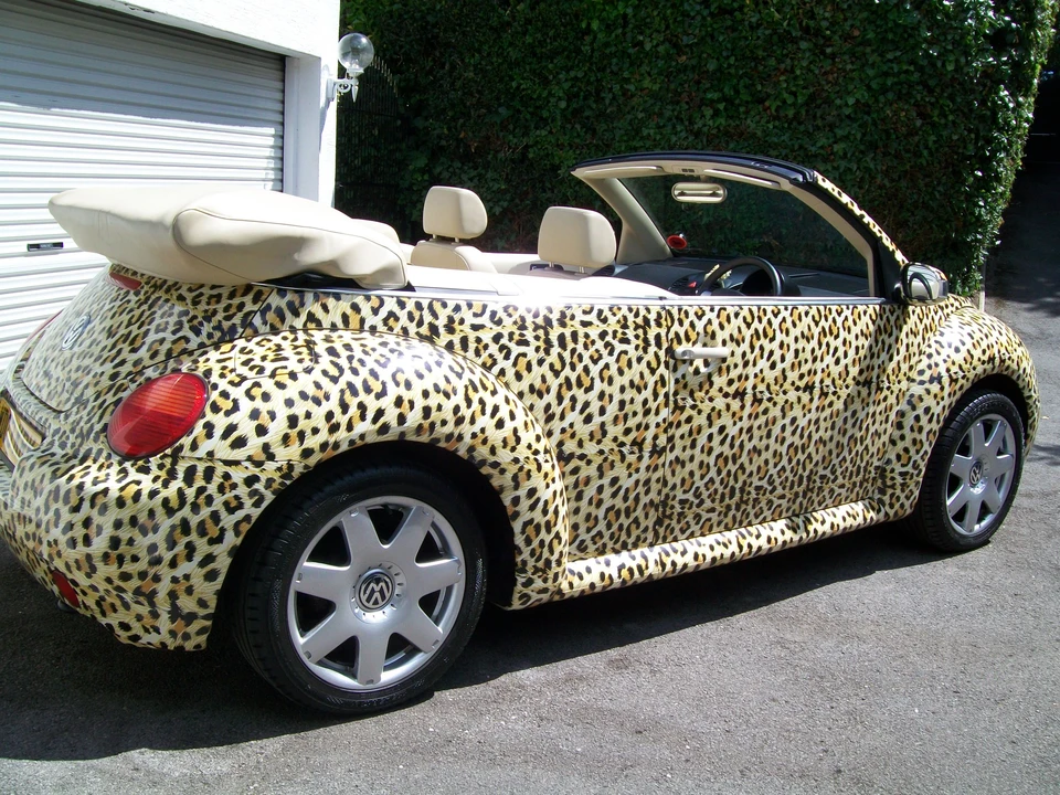 2003 Volkswagen Beetle (1980-2003) - Image 2 of 3