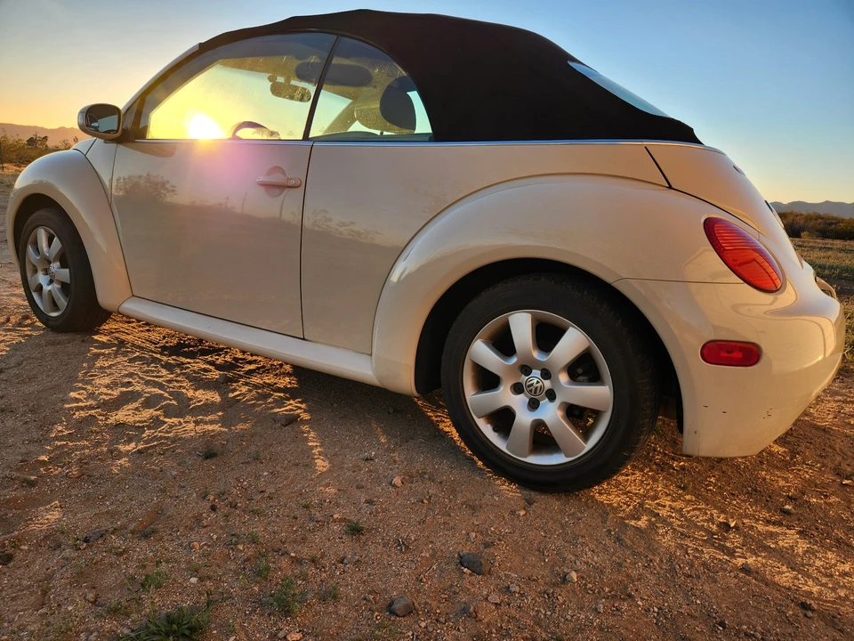 2003 Volkswagen New Beetle - Image 7 of 21