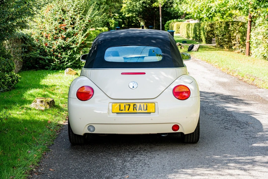 2003 Volkswagen New Beetle - Image 8 of 30