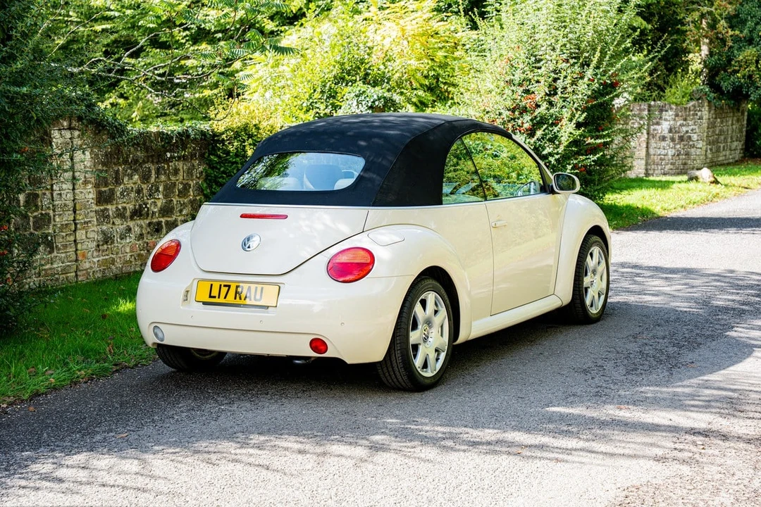 2003 Volkswagen New Beetle - Image 7 of 30
