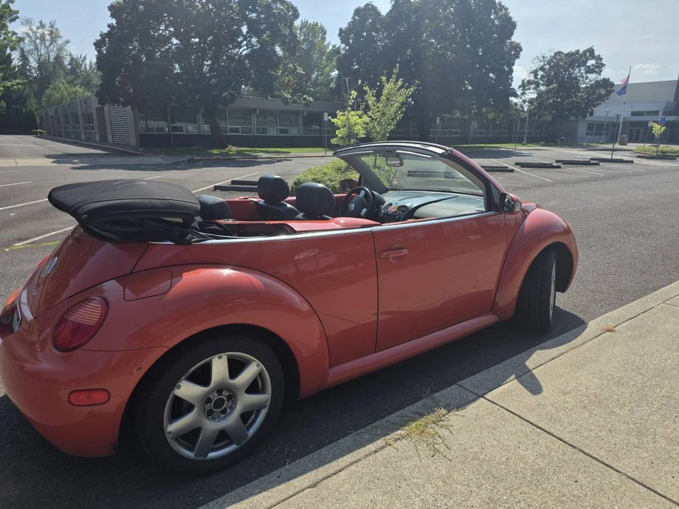 2003 Volkswagen New Beetle - Image 7 of 24