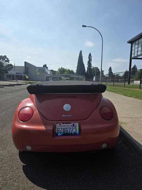 2003 Volkswagen New Beetle - Image 3 of 24