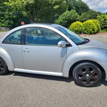 2003 Volkswagen Beetle Hatchback 2D
