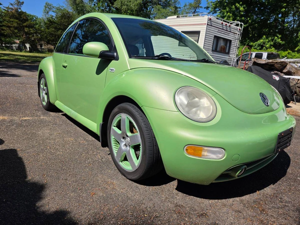 2003 Volkswagen New Beetle - Image 3 of 11